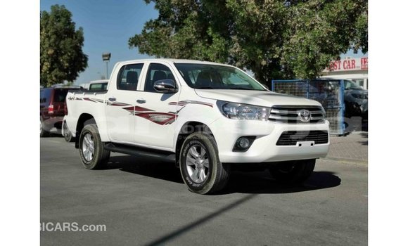 Buy Import Toyota Hilux White Car in Import - Dubai in Abia State Buy Import Toyota Hilux White Car in Import - Dubai in Abia State