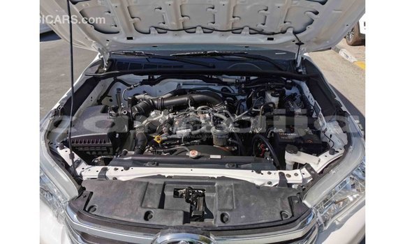 Buy Import Toyota Hilux White Car in Import - Dubai in Abia State Buy Import Toyota Hilux White Car in Import - Dubai in Abia State
