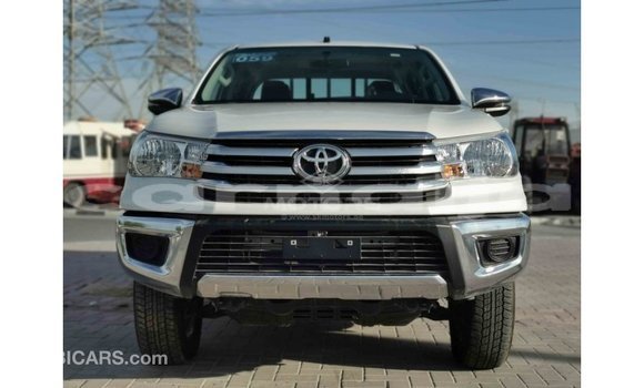 Buy Import Toyota Hilux White Car in Import - Dubai in Abia State Buy Import Toyota Hilux White Car in Import - Dubai in Abia State