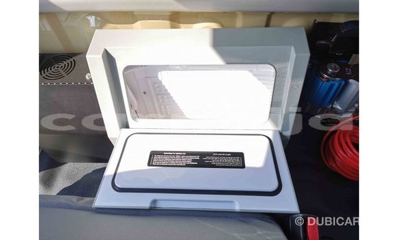 Buy Import Toyota Land Cruiser Beige Car in Import - Dubai in Abia State Buy Import Toyota Land Cruiser Beige Car in Import - Dubai in Abia State