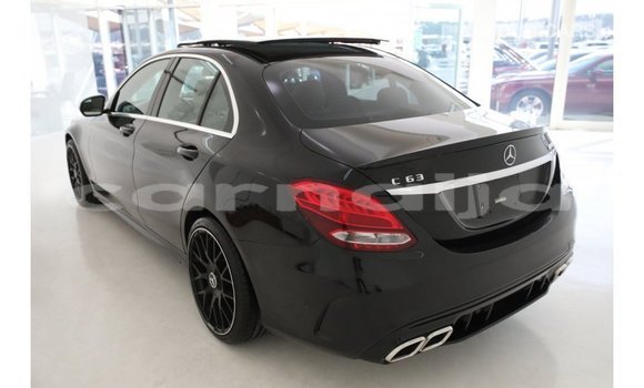 Buy Import Mercedes‒Benz 1117 Black Truck in Import - Dubai in Abia State Buy Import Mercedes‒Benz 1117 Black Truck in Import - Dubai in Abia State