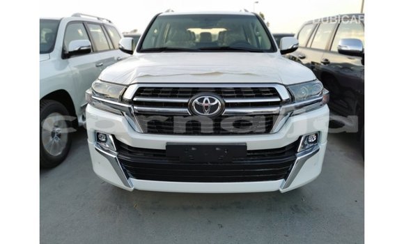 Acheter Import Voiture Toyota Land Cruiser Blanc à Import - Dubai, État d'Abia Acheter Import Voiture Toyota Land Cruiser Blanc à Import - Dubai, État d'Abia