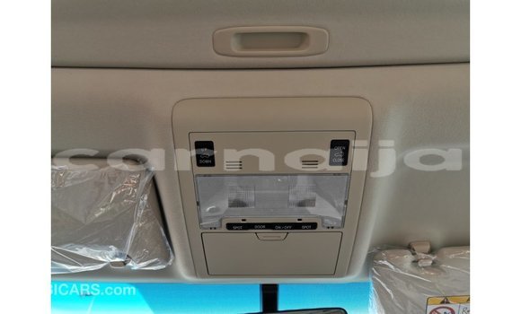 Acheter Import Voiture Toyota Land Cruiser Blanc à Import - Dubai, État d'Abia Acheter Import Voiture Toyota Land Cruiser Blanc à Import - Dubai, État d'Abia