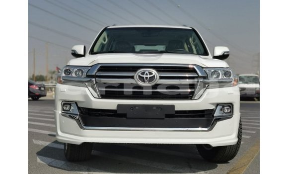 Acheter Import Voiture Toyota Land Cruiser Blanc à Import - Dubai, État d'Abia Acheter Import Voiture Toyota Land Cruiser Blanc à Import - Dubai, État d'Abia