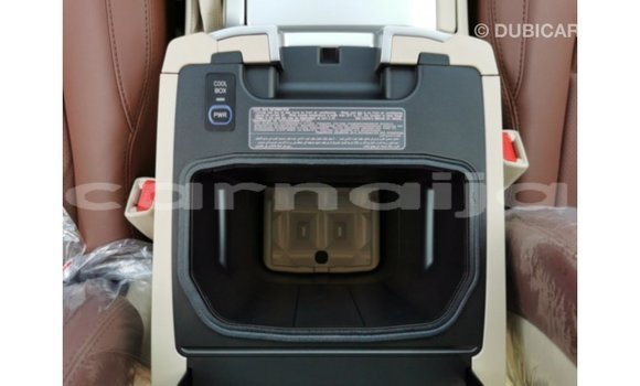 Acheter Import Voiture Toyota Land Cruiser Blanc à Import - Dubai, État d'Abia Acheter Import Voiture Toyota Land Cruiser Blanc à Import - Dubai, État d'Abia