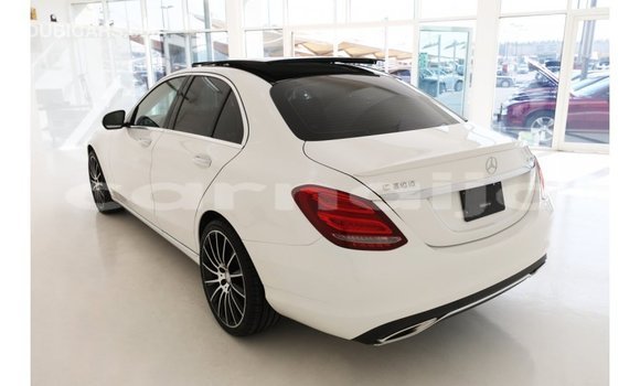 Buy Import Mercedes‒Benz 1117 White Truck in Import - Dubai in Abia State Buy Import Mercedes‒Benz 1117 White Truck in Import - Dubai in Abia State