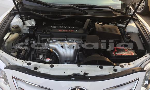 Acheter Import Voiture Toyota Camry Blanc à Ojo, Lagos Acheter Import Voiture Toyota Camry Blanc à Ojo, Lagos