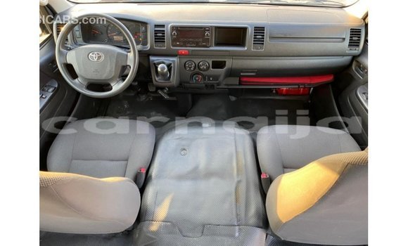 Buy Import Toyota Hiace White Car in Import - Dubai in Abia State Buy Import Toyota Hiace White Car in Import - Dubai in Abia State