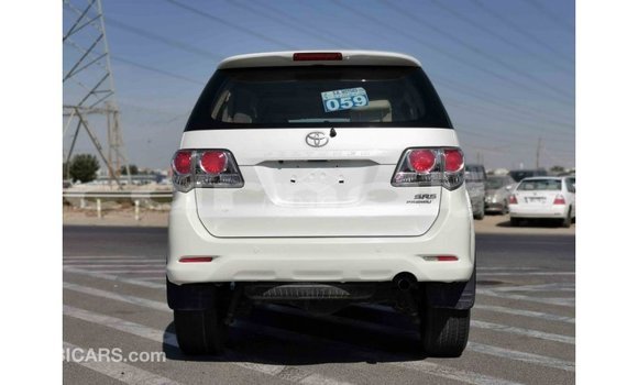 Buy Import Toyota Fortuner White Car in Import - Dubai in Abia State Buy Import Toyota Fortuner White Car in Import - Dubai in Abia State