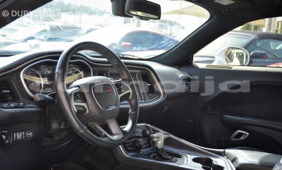 Acheter Import Voiture Dodge Challenger Blanc à Import - Dubai, État d'Abia Acheter Import Voiture Dodge Challenger Blanc à Import - Dubai, État d'Abia