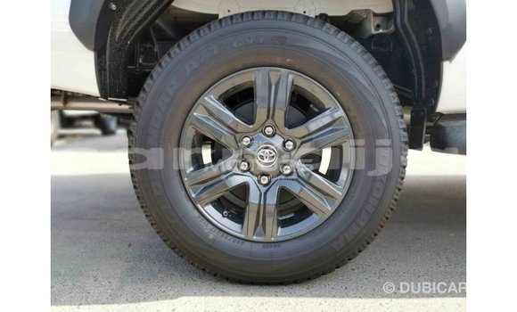 Buy Import Toyota Hilux White Car in Import - Dubai in Abia State Buy Import Toyota Hilux White Car in Import - Dubai in Abia State