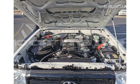 Buy Import Toyota Land Cruiser White Car in Import - Dubai in Abia State Buy Import Toyota Land Cruiser White Car in Import - Dubai in Abia State