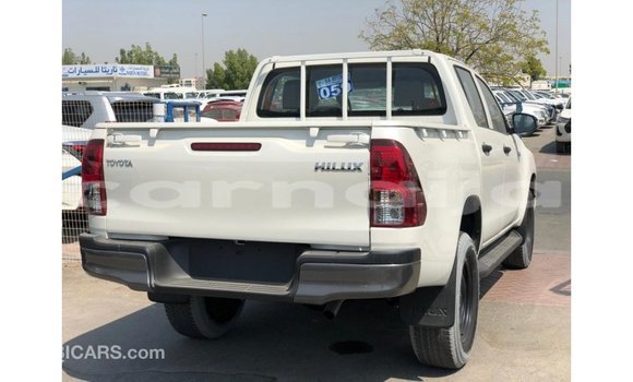 Buy Import Toyota Hilux White Car in Import - Dubai in Abia State Buy Import Toyota Hilux White Car in Import - Dubai in Abia State