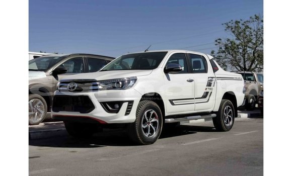 Buy Import Toyota Hilux White Car in Import - Dubai in Abia State Buy Import Toyota Hilux White Car in Import - Dubai in Abia State