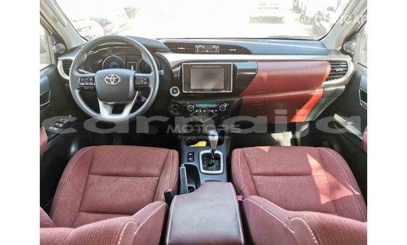 Buy Import Toyota Hilux White Car in Import - Dubai in Abia State Buy Import Toyota Hilux White Car in Import - Dubai in Abia State