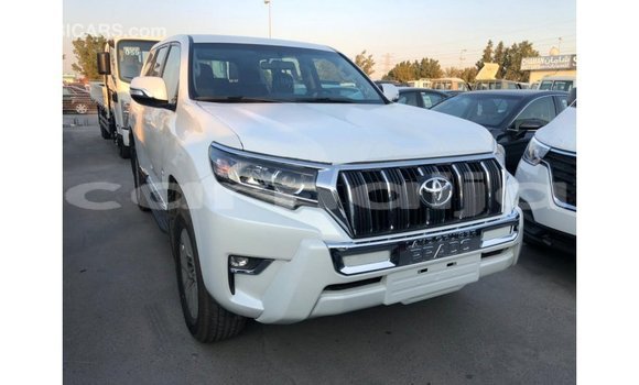 Acheter Import Voiture Toyota Land Cruiser Blanc à Import - Dubai, État d'Abia Acheter Import Voiture Toyota Land Cruiser Blanc à Import - Dubai, État d'Abia