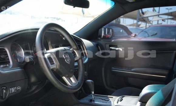 Acheter Import Voiture Dodge Charger Blanc à Import - Dubai, État d'Abia Acheter Import Voiture Dodge Charger Blanc à Import - Dubai, État d'Abia