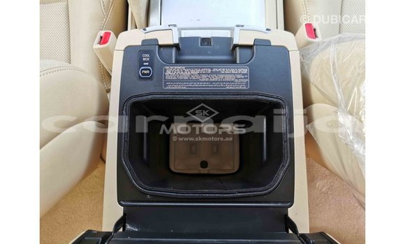 Buy Import Toyota Land Cruiser White Car in Import - Dubai in Abia State Buy Import Toyota Land Cruiser White Car in Import - Dubai in Abia State