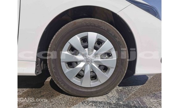 Acheter Import Voiture Toyota Corolla Blanc à Import - Dubai, État d'Abia Acheter Import Voiture Toyota Corolla Blanc à Import - Dubai, État d'Abia