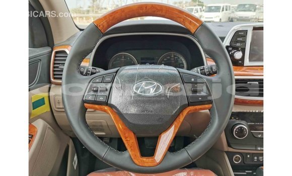 Buy Import Hyundai Tucson White Car in Import - Dubai in Abia State Buy Import Hyundai Tucson White Car in Import - Dubai in Abia State