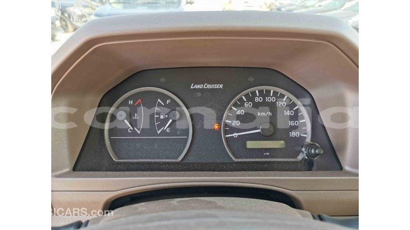 Big with watermark toyota land cruiser abia state import dubai 13691