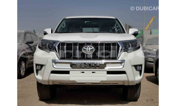 Acheter Import Voiture Toyota Prado Blanc à Import - Dubai, État d'Abia Acheter Import Voiture Toyota Prado Blanc à Import - Dubai, État d'Abia