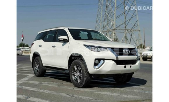 Acheter Import Voiture Toyota Fortuner Blanc à Import - Dubai, État d'Abia Acheter Import Voiture Toyota Fortuner Blanc à Import - Dubai, État d'Abia