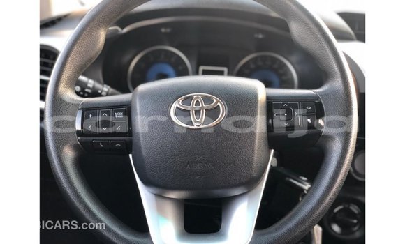 Buy Import Toyota Hilux White Car in Import - Dubai in Abia State Buy Import Toyota Hilux White Car in Import - Dubai in Abia State