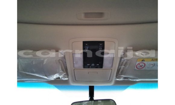 Acheter Import Voiture Toyota Prado Blanc à Import - Dubai, État d'Abia Acheter Import Voiture Toyota Prado Blanc à Import - Dubai, État d'Abia