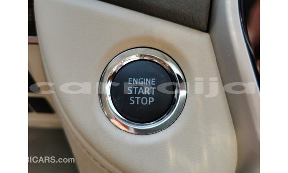 Acheter Import Voiture Toyota Land Cruiser Blanc à Import - Dubai, État d'Abia Acheter Import Voiture Toyota Land Cruiser Blanc à Import - Dubai, État d'Abia