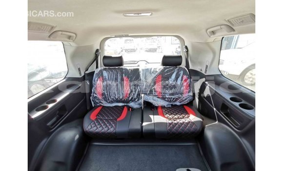 Buy Import Toyota Land Cruiser White Car in Import - Dubai in Abia State Buy Import Toyota Land Cruiser White Car in Import - Dubai in Abia State