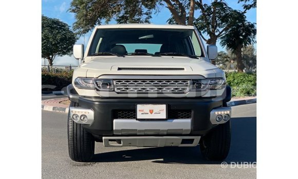 Buy Import Toyota FJ Cruiser White Car in Import - Dubai in Abia State Buy Import Toyota FJ Cruiser White Car in Import - Dubai in Abia State
