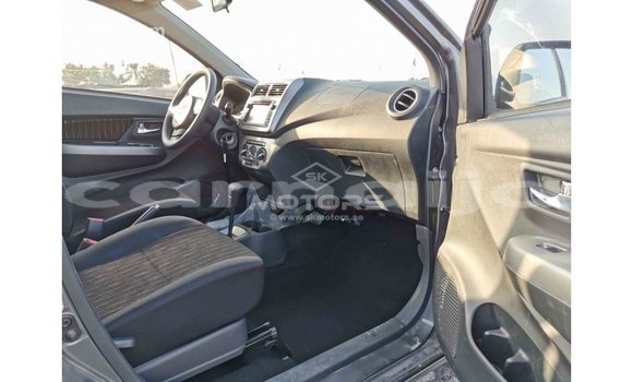 Buy Import Toyota HiAce Other Truck in Import - Dubai in Abia State Buy Import Toyota HiAce Other Truck in Import - Dubai in Abia State