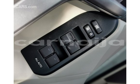 Acheter Import Voiture Toyota Prado Blanc à Import - Dubai, État d'Abia Acheter Import Voiture Toyota Prado Blanc à Import - Dubai, État d'Abia