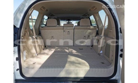 Acheter Import Voiture Toyota Prado Blanc à Import - Dubai, État d'Abia Acheter Import Voiture Toyota Prado Blanc à Import - Dubai, État d'Abia