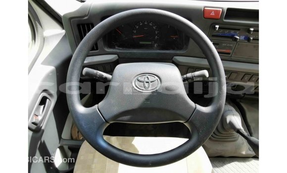 Buy Import Toyota Coaster White Car in Import - Dubai in Abia State Buy Import Toyota Coaster White Car in Import - Dubai in Abia State