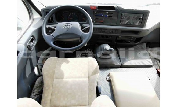 Buy Import Toyota Coaster White Car in Import - Dubai in Abia State Buy Import Toyota Coaster White Car in Import - Dubai in Abia State