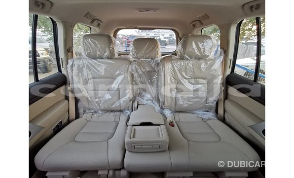 Buy Import Toyota Land Cruiser White Car in Import - Dubai in Abia State Buy Import Toyota Land Cruiser White Car in Import - Dubai in Abia State