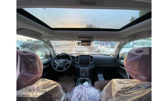 Acheter Import Voiture Toyota Land Cruiser Blanc à Import - Dubai, État d'Abia Acheter Import Voiture Toyota Land Cruiser Blanc à Import - Dubai, État d'Abia