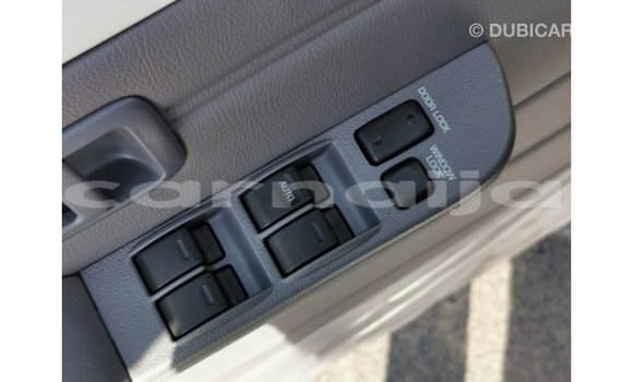 Acheter Import Voiture Toyota Land Cruiser Blanc à Import - Dubai, État d'Abia Acheter Import Voiture Toyota Land Cruiser Blanc à Import - Dubai, État d'Abia