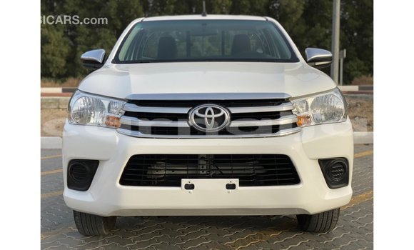 Buy Import Toyota Hilux White Car in Import - Dubai in Abia State Buy Import Toyota Hilux White Car in Import - Dubai in Abia State