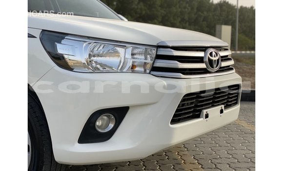 Buy Import Toyota Hilux White Car in Import - Dubai in Abia State Buy Import Toyota Hilux White Car in Import - Dubai in Abia State