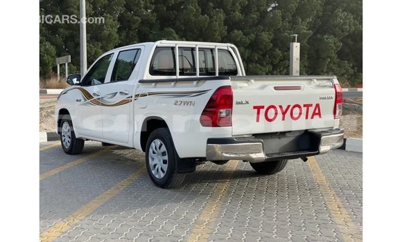Buy Import Toyota Hilux White Car in Import - Dubai in Abia State Buy Import Toyota Hilux White Car in Import - Dubai in Abia State