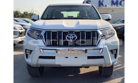 Acheter Import Voiture Toyota Prado Blanc à Import - Dubai, État d'Abia Acheter Import Voiture Toyota Prado Blanc à Import - Dubai, État d'Abia