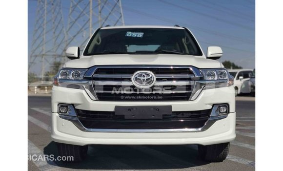 Buy Import Toyota Land Cruiser White Car in Import - Dubai in Abia State Buy Import Toyota Land Cruiser White Car in Import - Dubai in Abia State