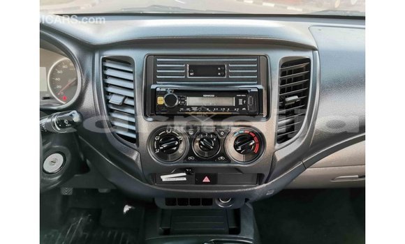 Buy Import Mitsubishi L200 White Car in Import - Dubai in Abia State Buy Import Mitsubishi L200 White Car in Import - Dubai in Abia State