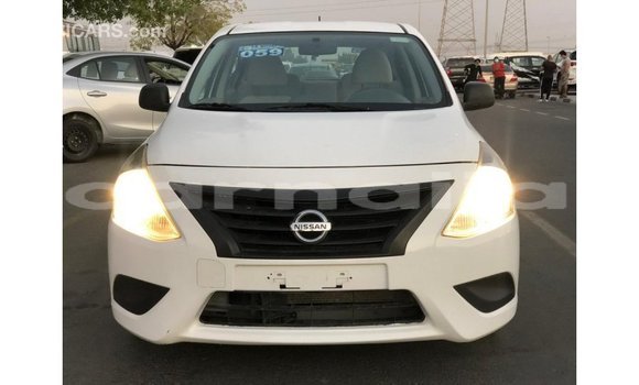 Acheter Import Voiture Nissan Sunny Blanc à Import - Dubai, État d'Abia Acheter Import Voiture Nissan Sunny Blanc à Import - Dubai, État d'Abia