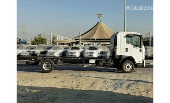 Buy Import Isuzu Rodeo White Car in Import - Dubai in Abia State Buy Import Isuzu Rodeo White Car in Import - Dubai in Abia State