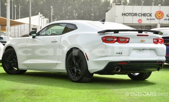 Buy Import Chevrolet Camaro White Car in Import - Dubai in Abia State Buy Import Chevrolet Camaro White Car in Import - Dubai in Abia State