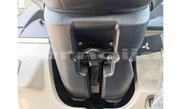 Buy Import Mitsubishi Pajero White Car in Import - Dubai in Abia State Buy Import Mitsubishi Pajero White Car in Import - Dubai in Abia State